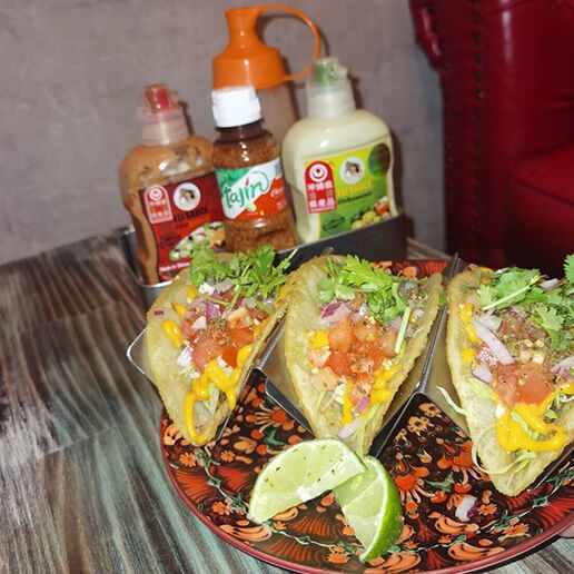 正面入り口02（bar cent）| 放出栄町商店街